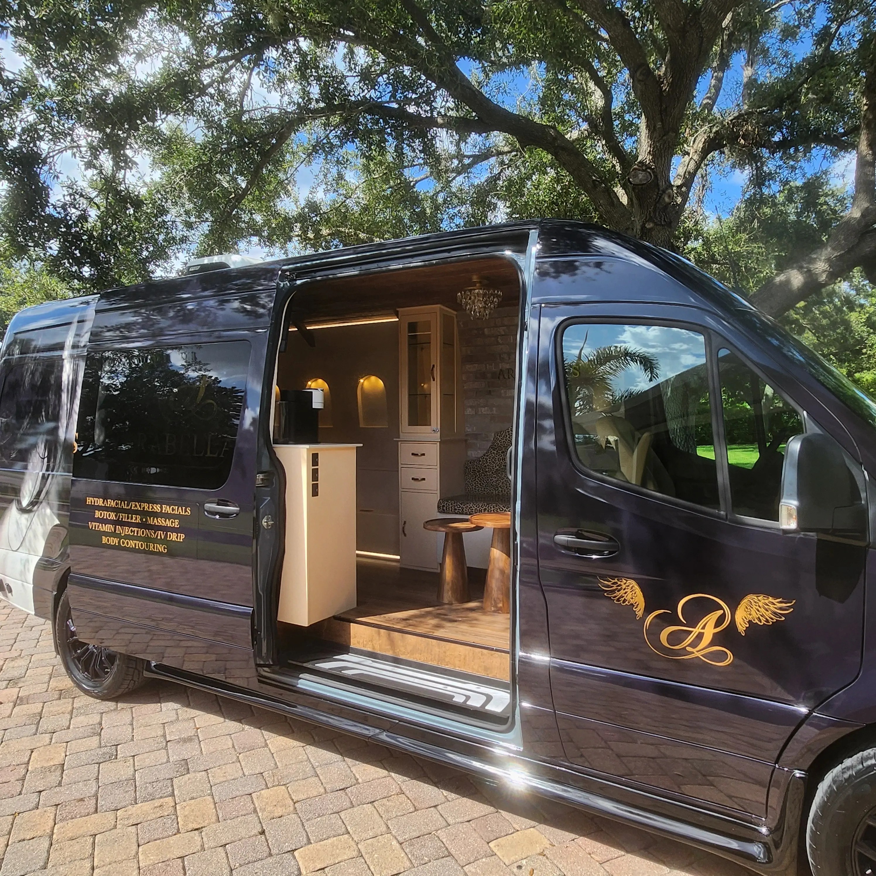 Exterior, side door open