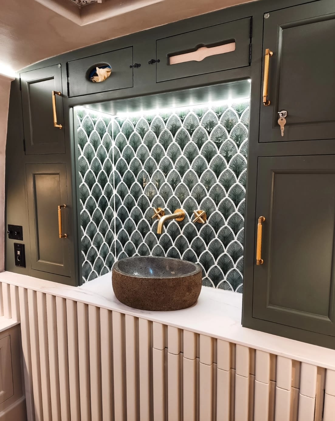 Bespoke wall detail